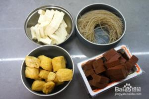 香辣爽口鸭血粉丝汤.