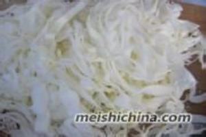 美味的肉炒大头菜.