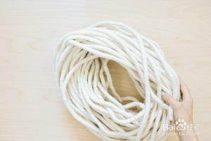 不用钩针也能编织脚垫.