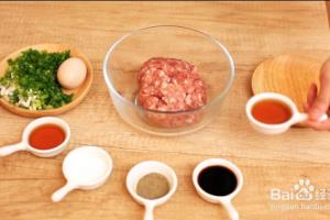 满嘴留香的千层肉饼，皮薄馅大酥到掉渣！.