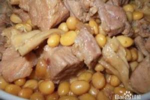 不能和猪肉一起吃的10种食物.