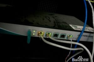 如何使用路由器D-LINK DI-8200进行文件共享？.