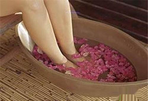 怎样应对冬季手脚冰凉问题