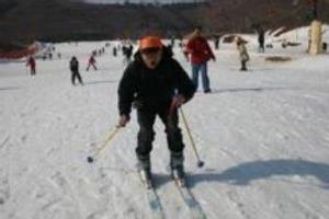 冬天滑雪的注意事项.