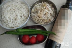 番茄酱拌米线.