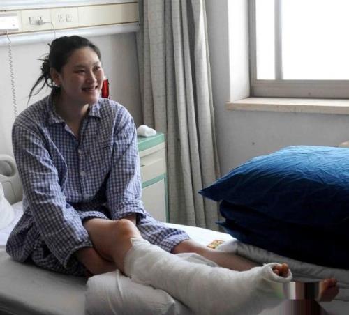 两次扣晕日本E罩杯女神,她比朱婷更加残暴