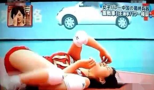 两次扣晕日本E罩杯女神,她比朱婷更加残暴