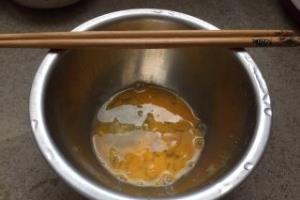 怎样做营养的日式生蚝鸡蛋丼.