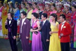 98K群舞主持人如何串词.