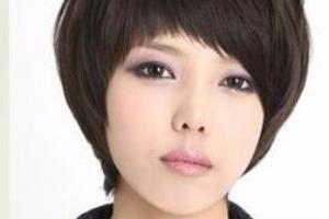 适合职场女性的干练发型.