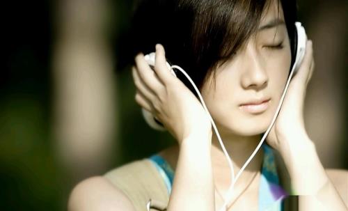 蓝牙音箱怎么使用