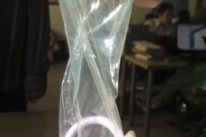 女用避孕套使用方法(图解）.