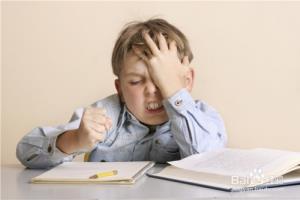 孩子写作业时父母应该怎么做.