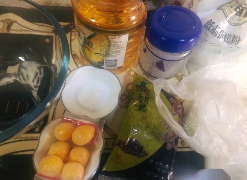 香酥蛋黄与豆沙的做法
