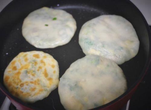 吃到停不下来的韭菜鸡蛋虾皮馅饼