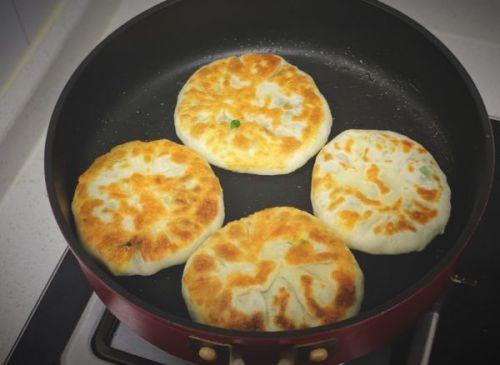 吃到停不下来的韭菜鸡蛋虾皮馅饼