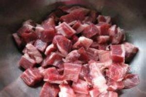 啤酒炖牛肉的做法.