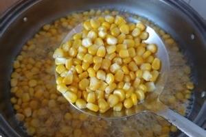 蛋黄玉米粒——美味又诱人.