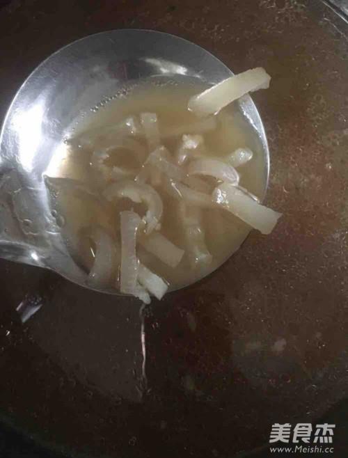 肉皮冻的家常做法