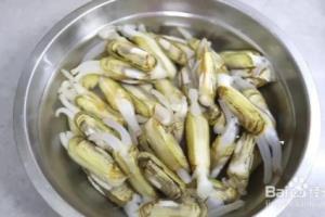 凉拌蛏子金针菇.