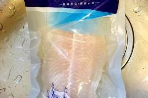 金银蒜蒸龙利鱼.