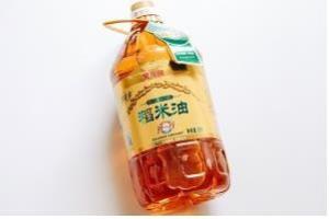 排鲜香酥脆，营养丰富的日式炸猪排.