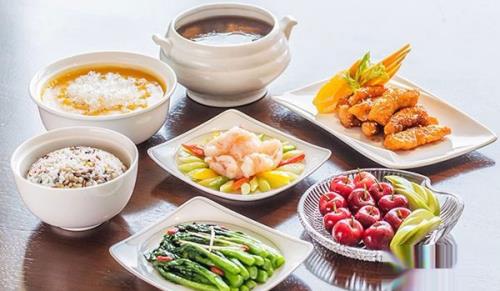 顺产月子餐该怎么吃?及产后注意事项