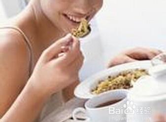 脸上长癣怎么办小孩脸上起皮干燥有点白
