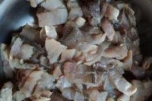 黄花鱼肉锅贴最正宗的做法.