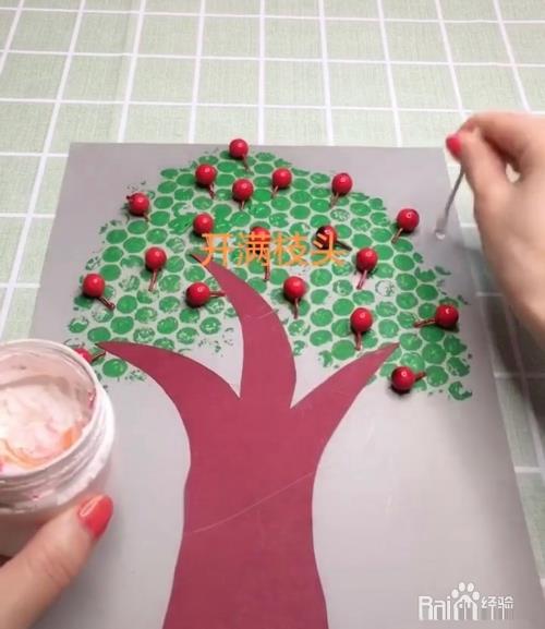 教你用气泡膜来绘画大树