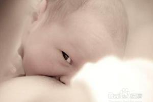 宝宝吃母乳不长肉怎么办？.