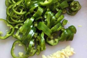 青椒炒蛋的做法.