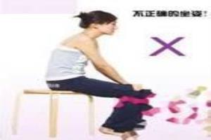 6大不良姿势毁掉你胸部.