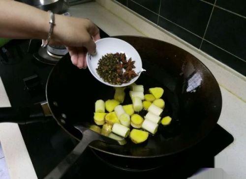 秘制蒜蓉小龙虾尾