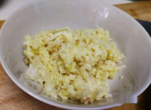 秘制蒜蓉小龙虾尾