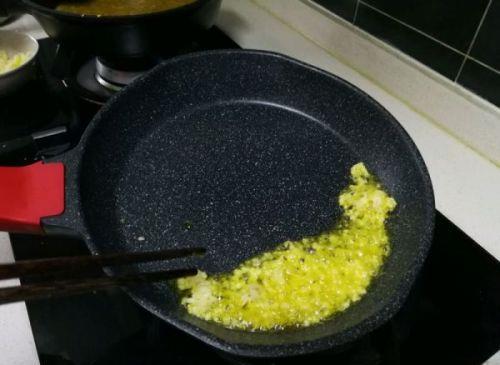 秘制蒜蓉小龙虾尾