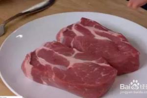 在家自制蜜汁叉烧肉.
