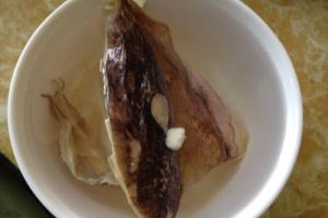 萝卜排骨干鱿鱼汤.