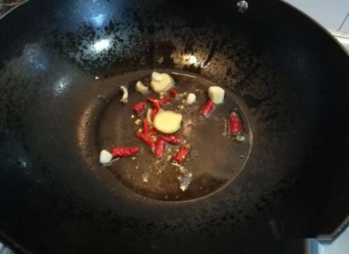 #美食# 红烧腊鱼