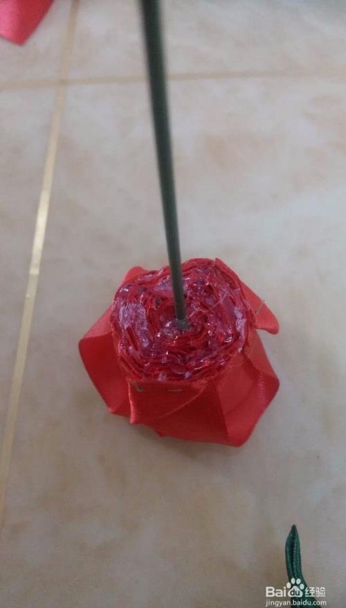 丝带玫瑰花做法图解