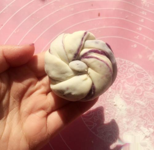 紫薯面包卷怎么做