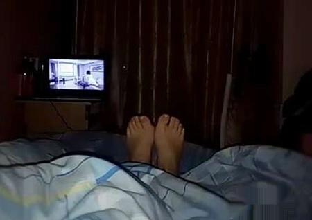 如何有效爱护双脚?