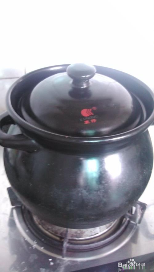 红枣茶树菇骨头汤