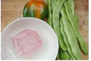 家常快手小炒——扁豆炒肉丝.