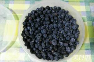 自制蓝莓果酱.