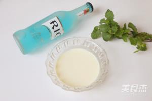 蓝天白云鸡尾酒.