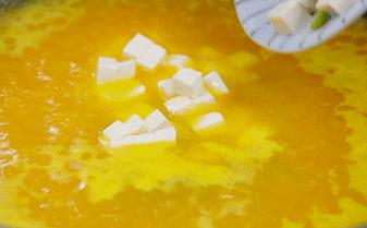 金汤虾仁豆腐 宝宝辅食食谱