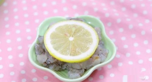金汤虾仁豆腐 宝宝辅食食谱