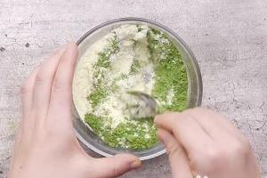 抹茶草莓雪花酥.