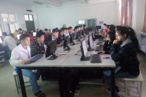白领和学生应该保持的正确坐姿.